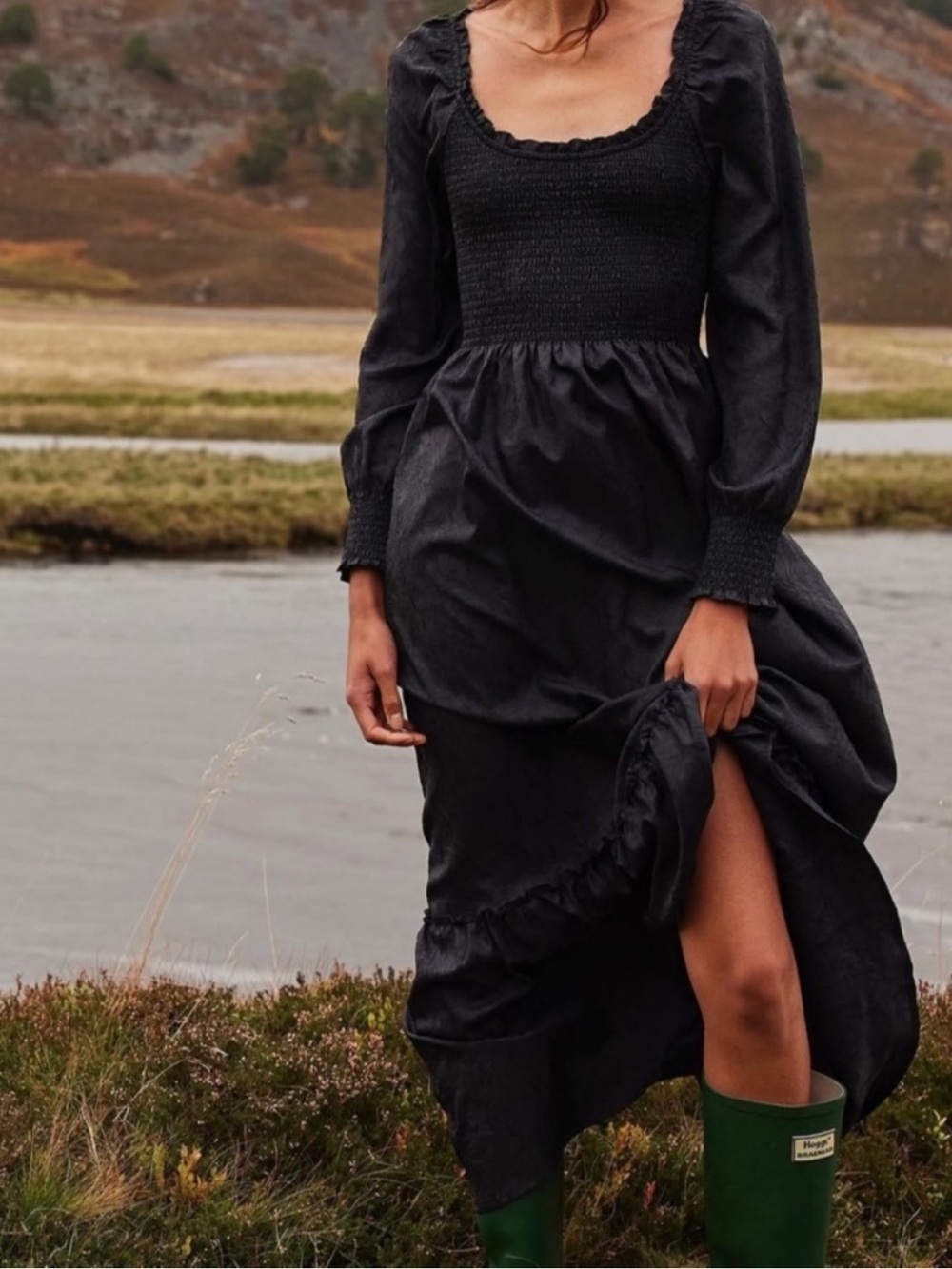 NWT Hill House Emily Nap Dress Smocked Midi Long Sleeve Black Size M